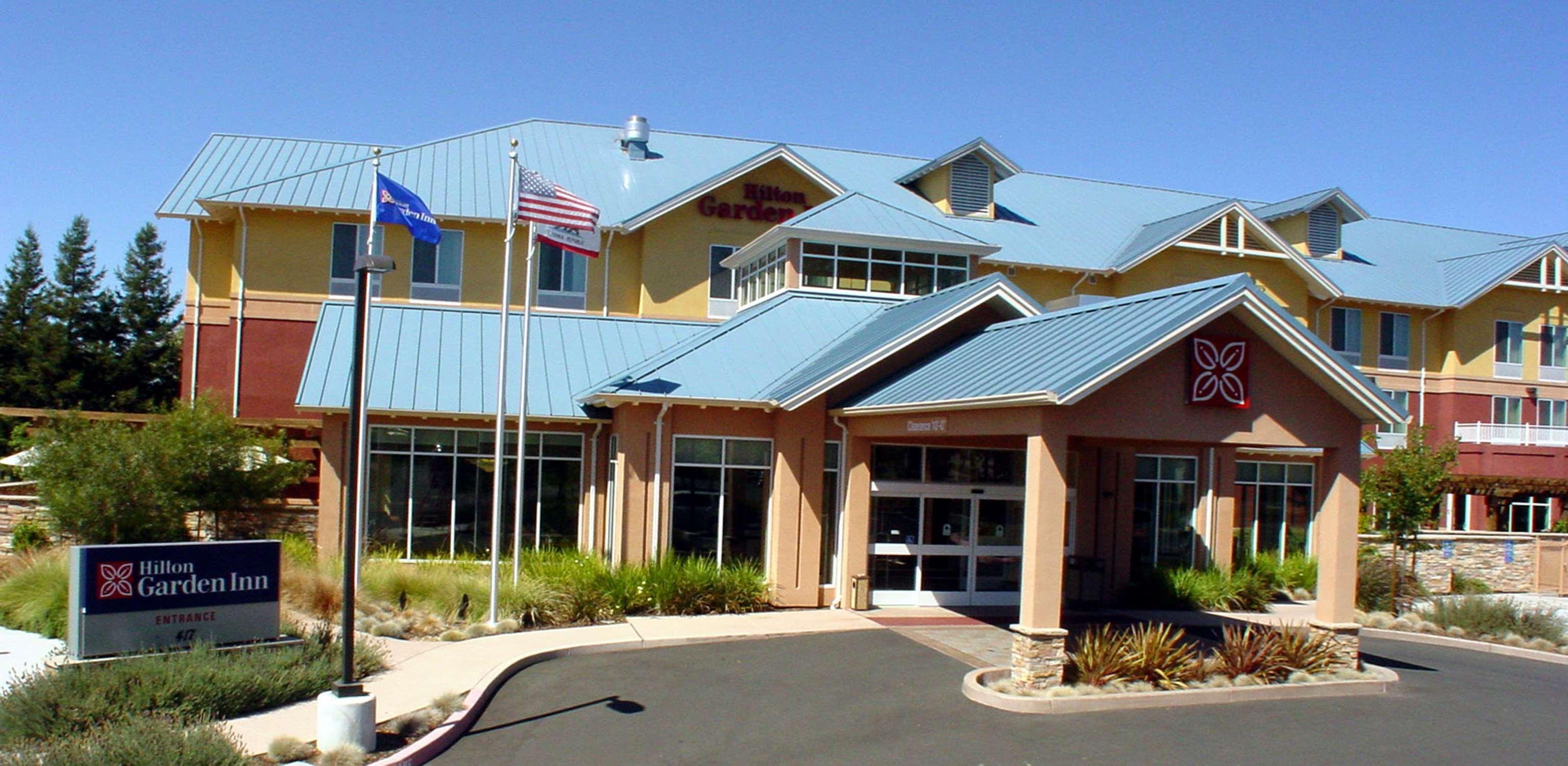 Hilton Garden Inn Sonoma County Airport Санта-Роза Экстерьер фото