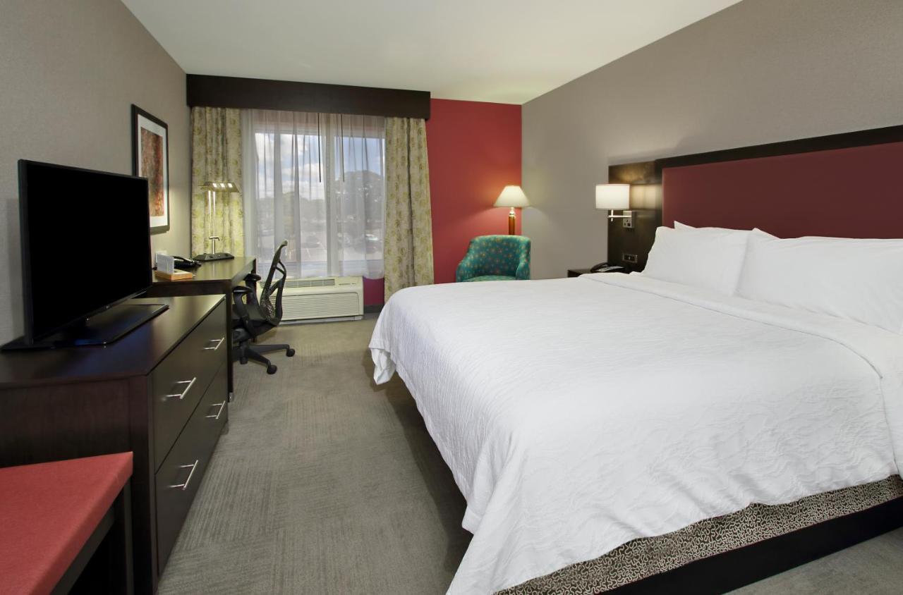 Hilton Garden Inn Sonoma County Airport Санта-Роза Экстерьер фото