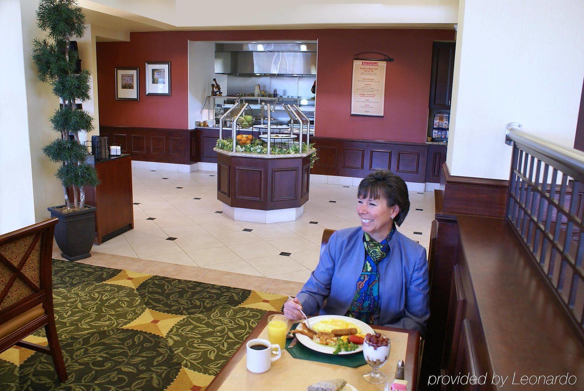 Hilton Garden Inn Sonoma County Airport Санта-Роза Интерьер фото