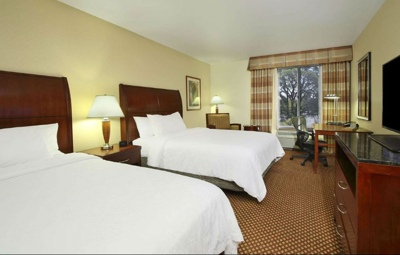 Hilton Garden Inn Sonoma County Airport Санта-Роза Экстерьер фото